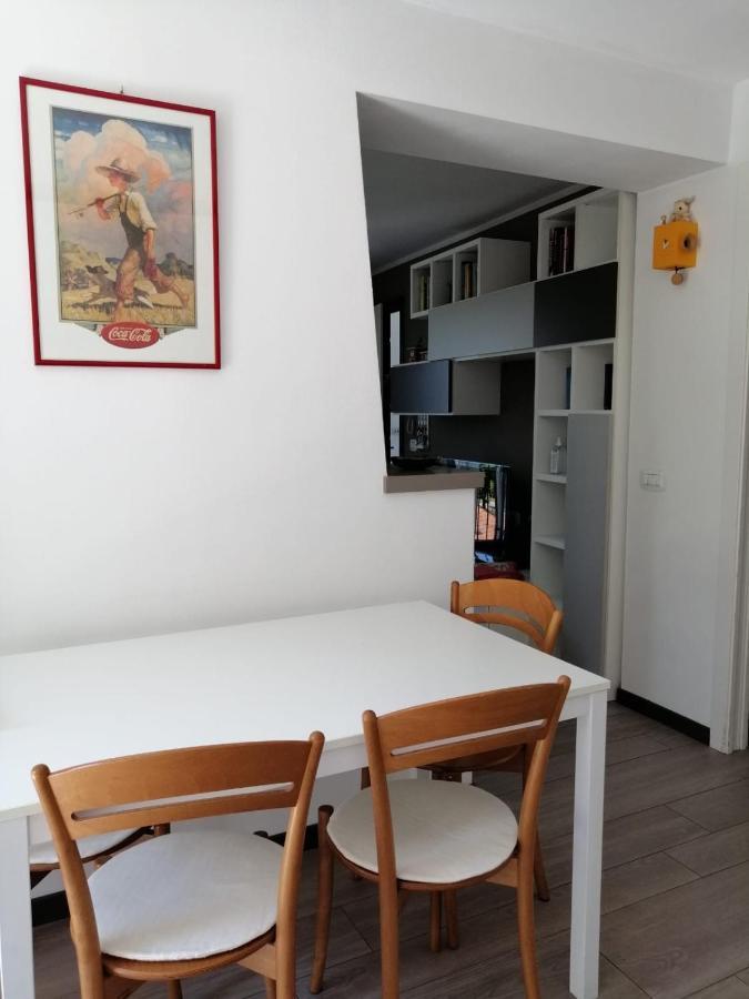 Appartement Casa Vittoria à Dervio Extérieur photo