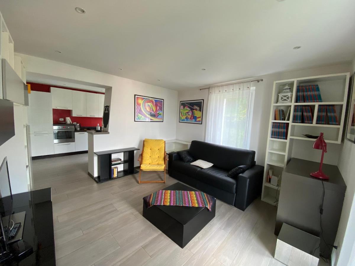 Appartement Casa Vittoria à Dervio Extérieur photo