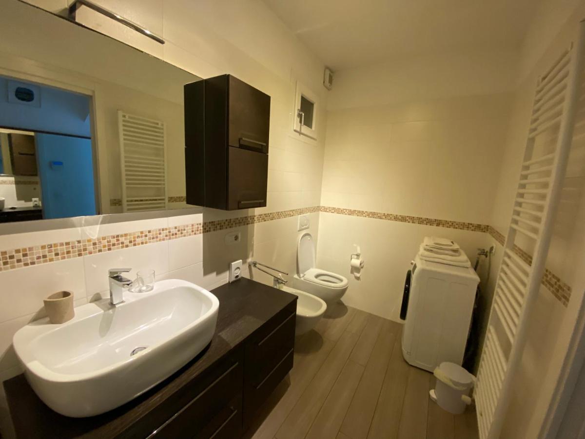 Appartement Casa Vittoria à Dervio Extérieur photo