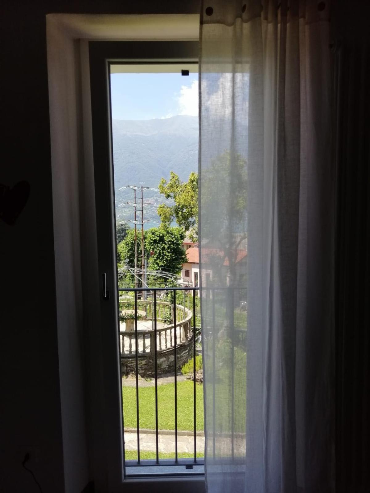 Appartement Casa Vittoria à Dervio Extérieur photo